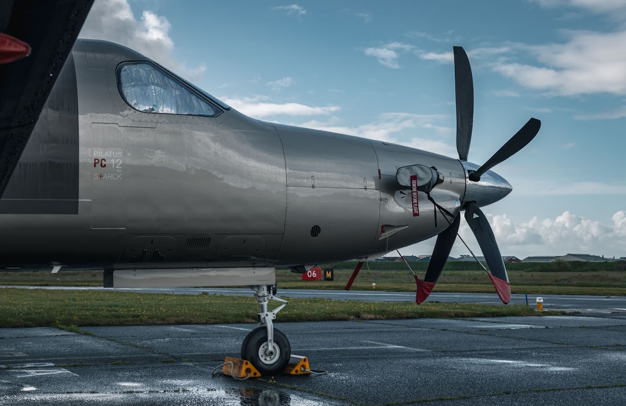 Pilatus PC-12 cockpit detail